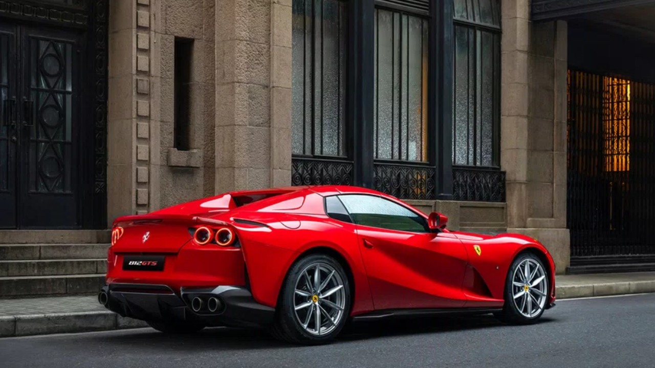 Prices and Specifications for Ferrari 812 GTS 2024 in UAE Autopediame